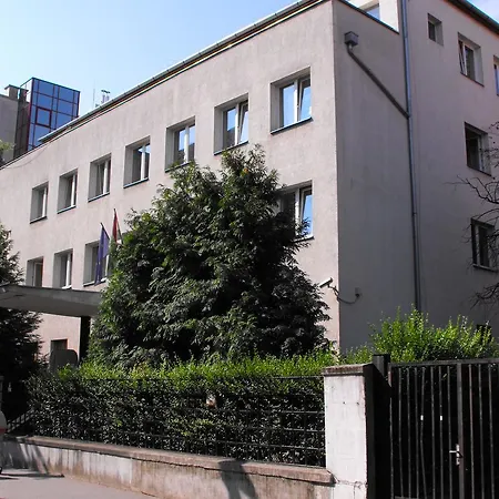 Jozsef Attila * Budapest