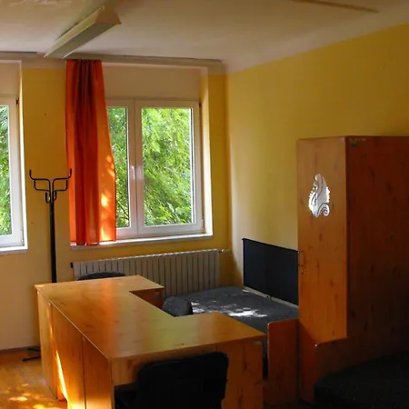 Jozsef Attila Гостевой дом