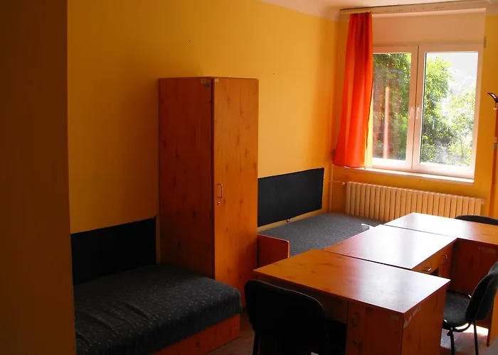 Jozsef Attila Pensiune *